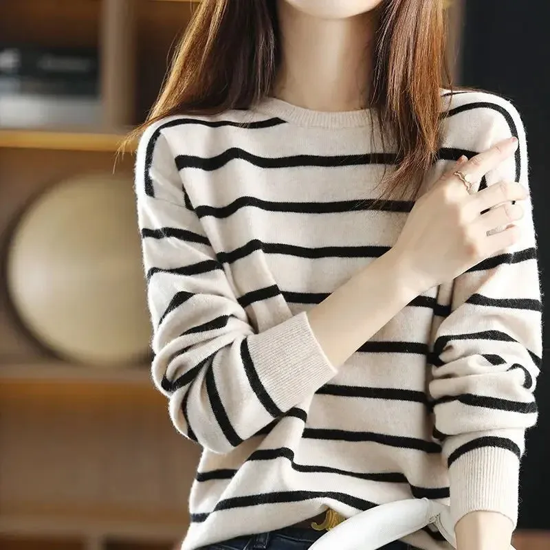 Aisling - Elegant Striped Sweater for Women