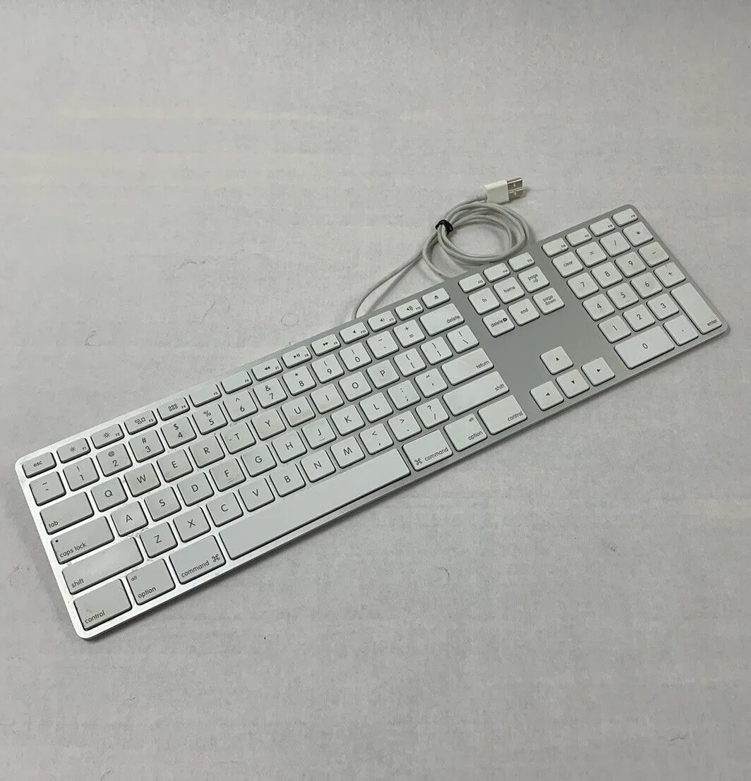 Apple A1234 USB Wired Aluminum Keyboard and Apple A1152 Wired Mighty Mouse