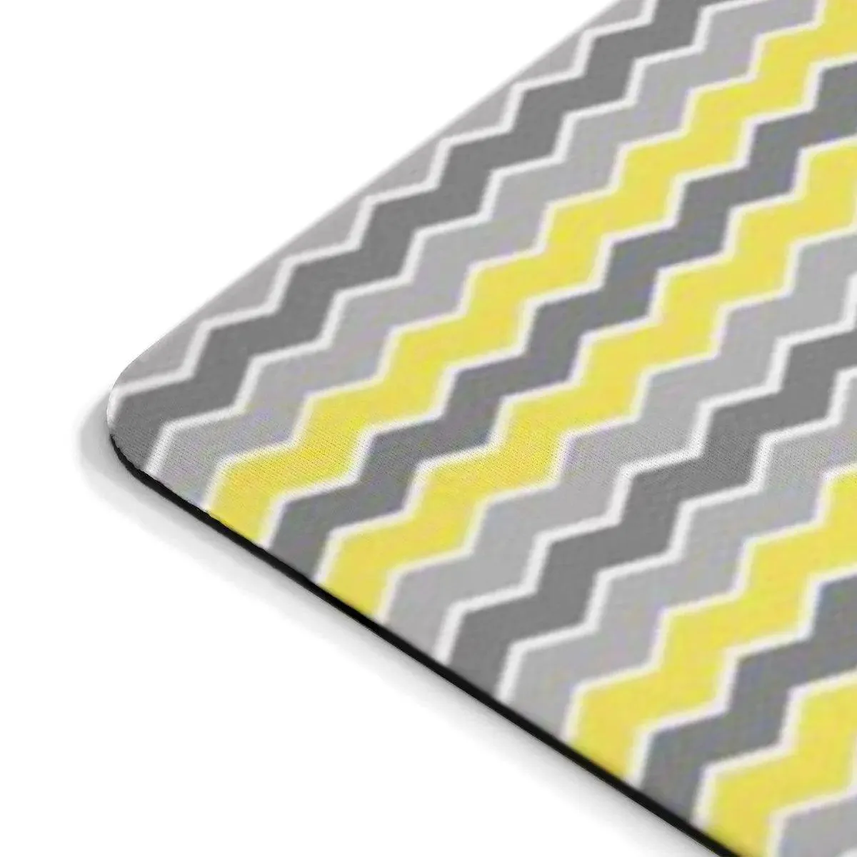 Chevron Pattern Neoprene Mouse Pad for Enhanced Comfort and Performance