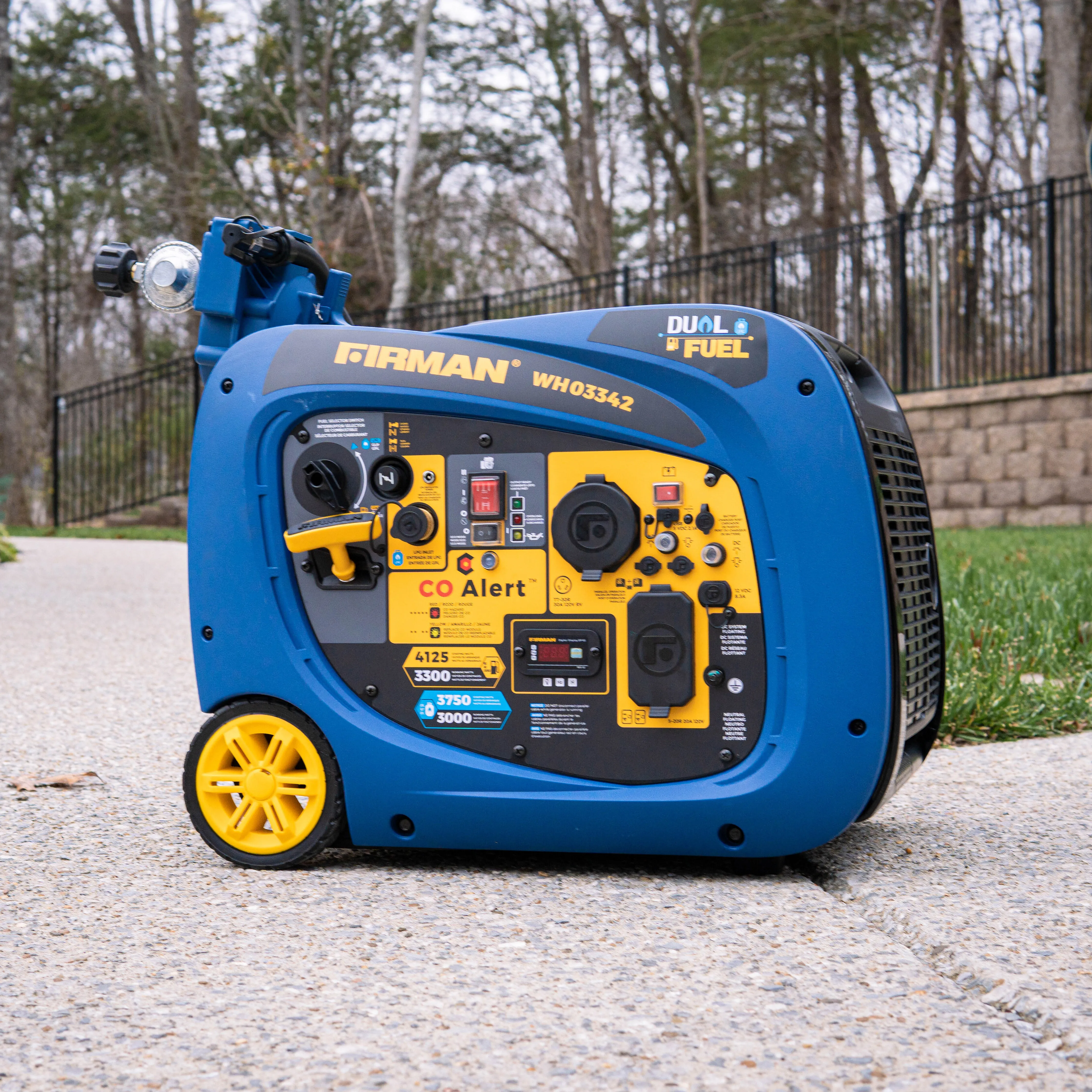 Dual Fuel Inverter Portable Generator 4125W Electric Start with CO ALERT