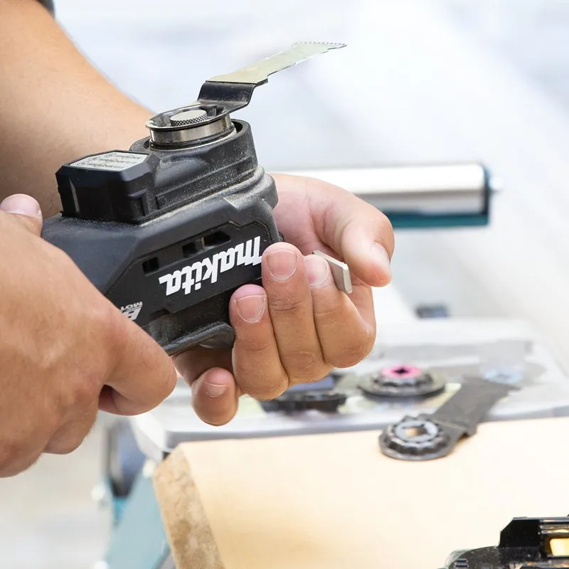 Makita (XMT04ZB) 18V LXT® Sub‑Compact Brushless StarlockMax® Oscillating Multi‑Tool (Tool Only)