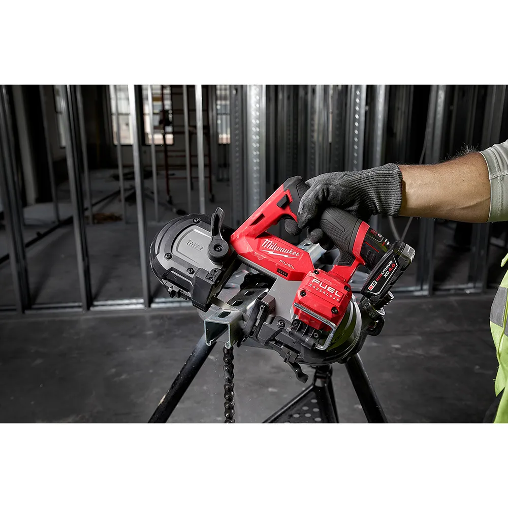 Milwaukee M12 Fuel Compact Band Saw Kit